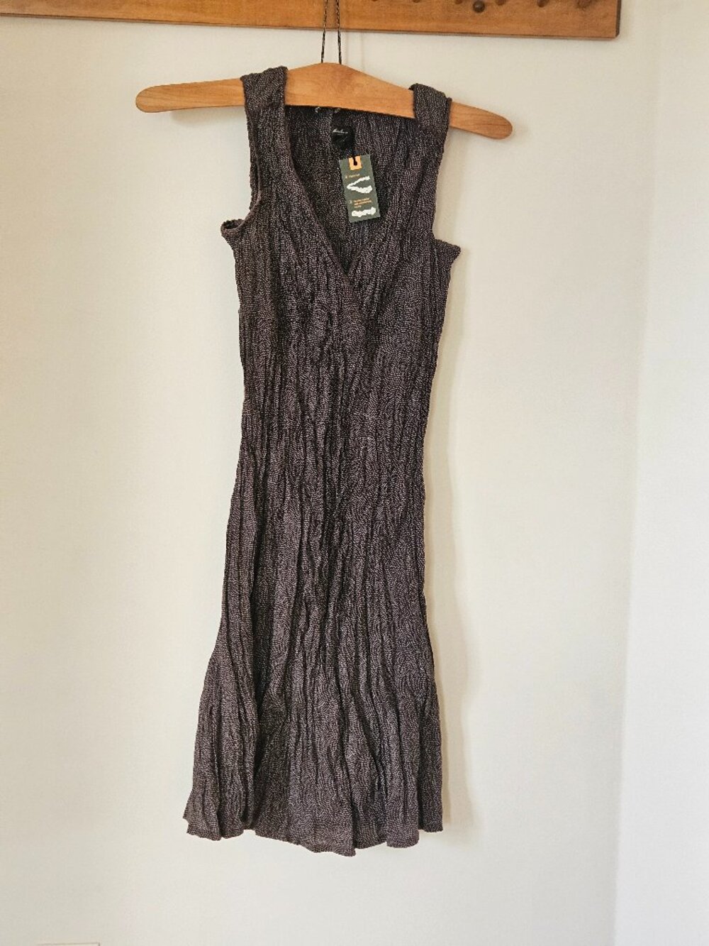 Eddie Bauer Brown Crinkle Dress - Size 2P - NWOT